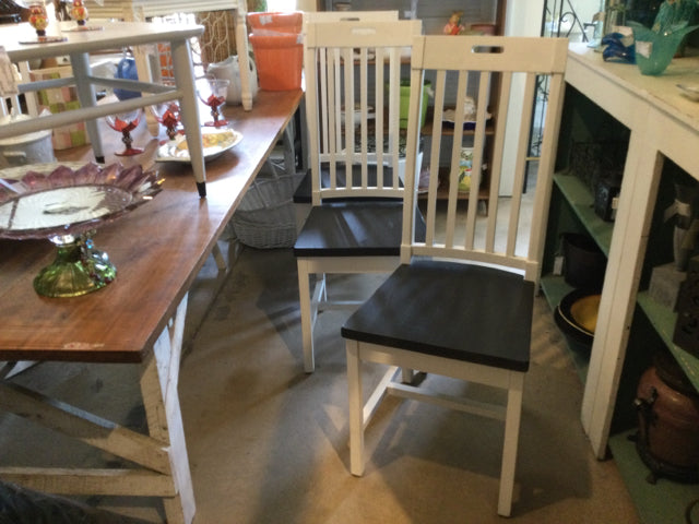 Su Casa Dining Chairs