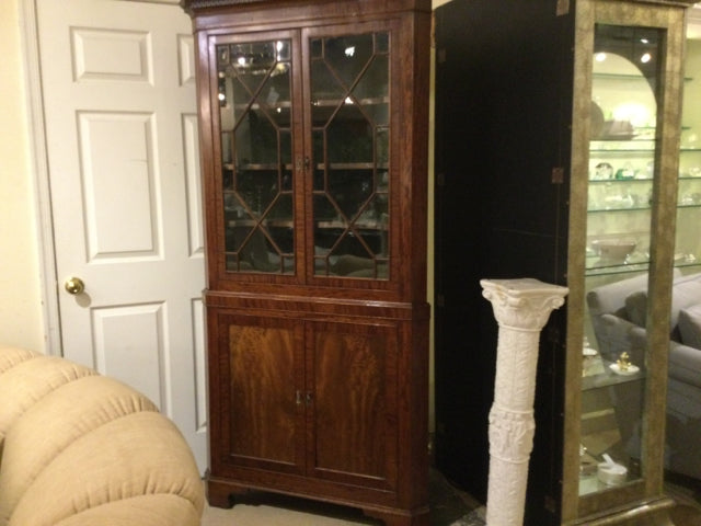 KK Corner Cabinet
