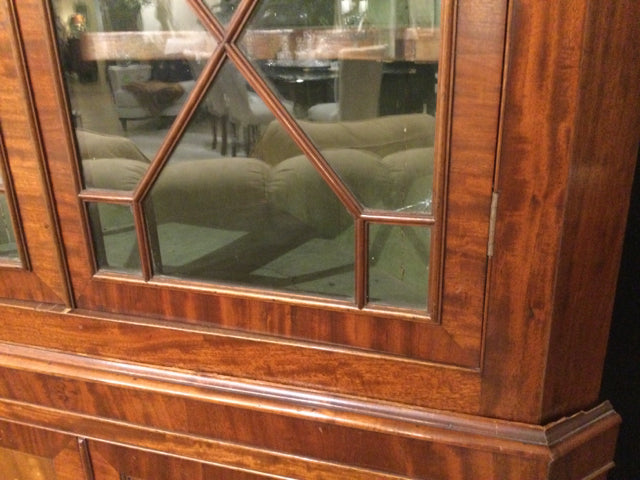 KK Corner Cabinet