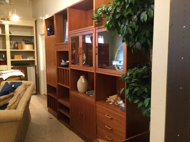 Wall Unit