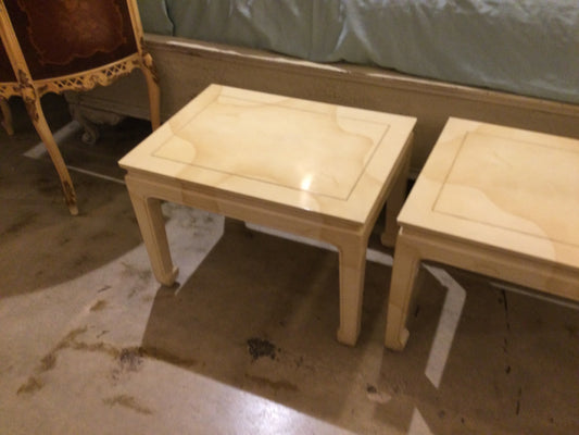 Henredon End Table