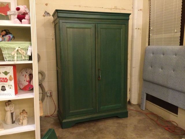 Armoire