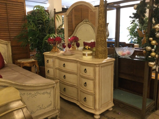 Art Furniture Dresser