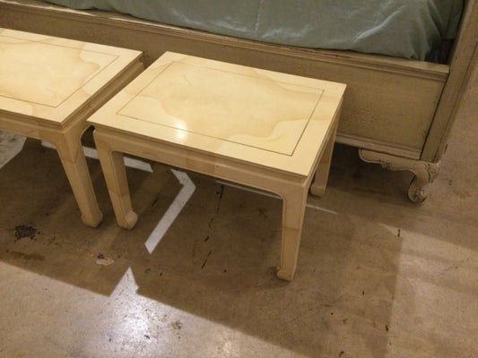 Henredon End Table