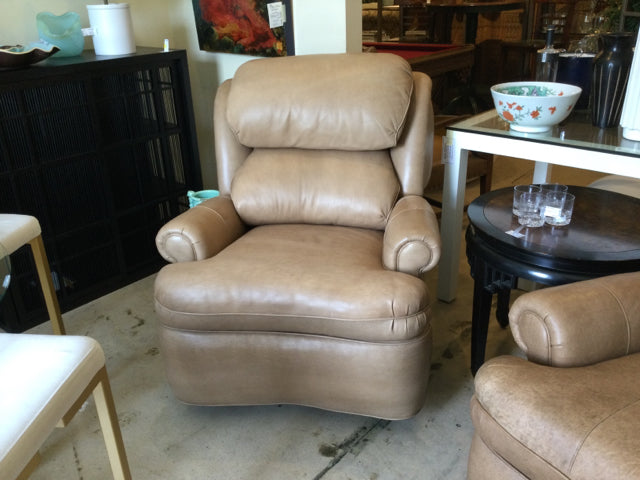 Hancock & Moore Recliner