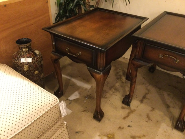 Bombay Company End Table